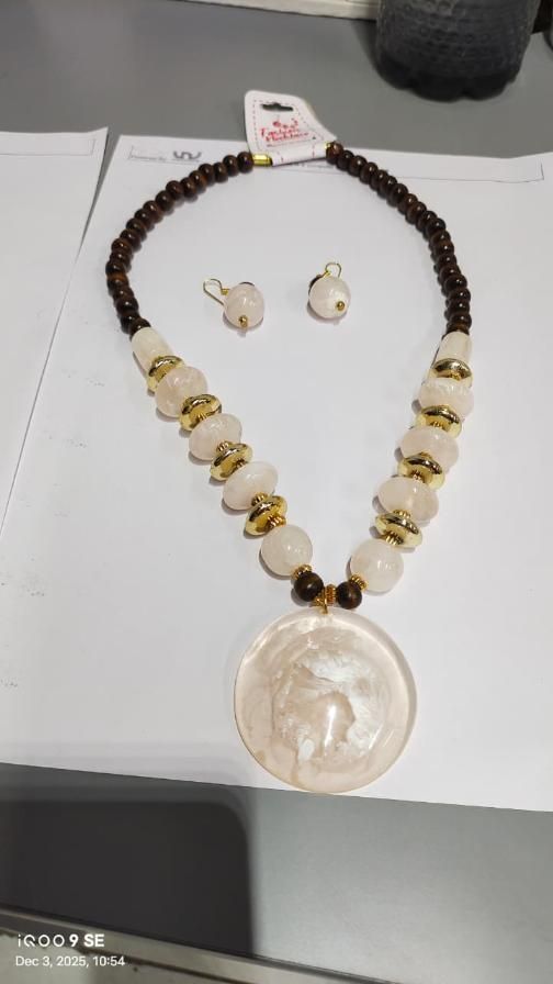 Gold Plated Beaded Jewellery Set - Robert errands